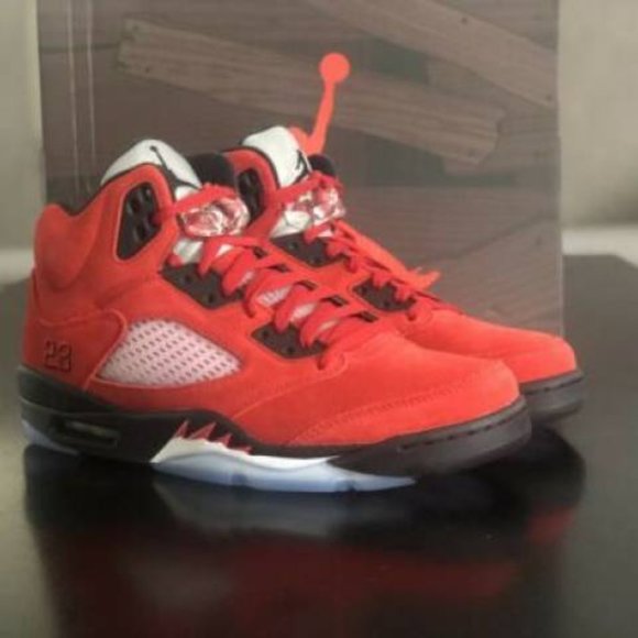 Air Jordan 5 Retro 'Raging Bull' 2021 - Picture 5 of 9